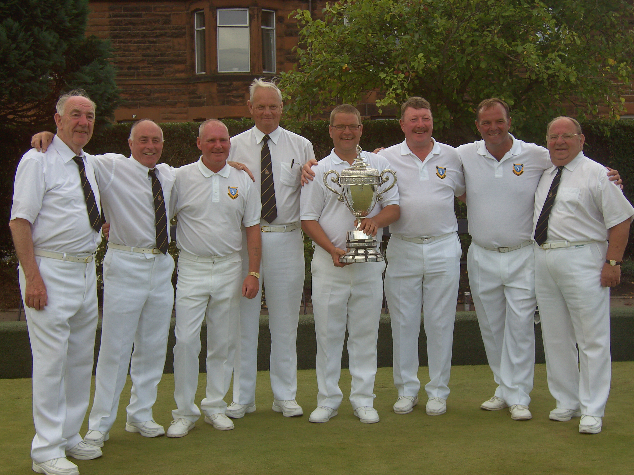 United in celebration!  Gourock Seniors and Gourock Park Fours